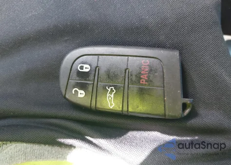 2013 Chrysler 300 Motown from USA, damaged, VIN 2C3CCAAG9DH707870